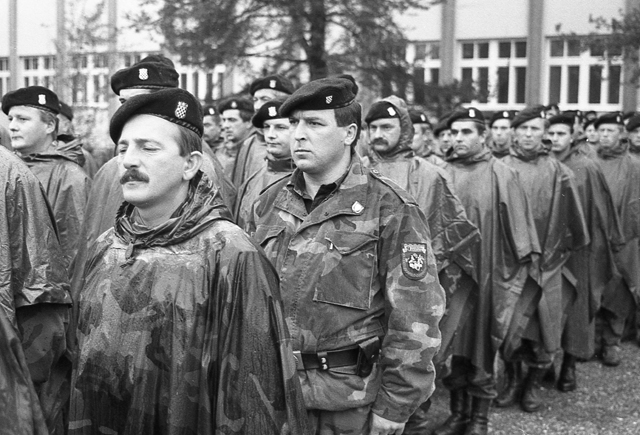 Smotra grardista u Gospiću 1994./Snimio Marko Čuljat, Večernji list                                                                                                                                                                                       